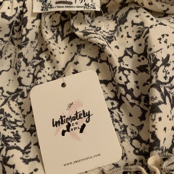 Free People All Tucks Black/Cream Blouse Bodysuit - Picture 8 of 8